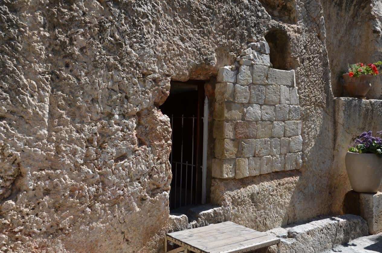 Can You Visit Where Jesus Was Buried?