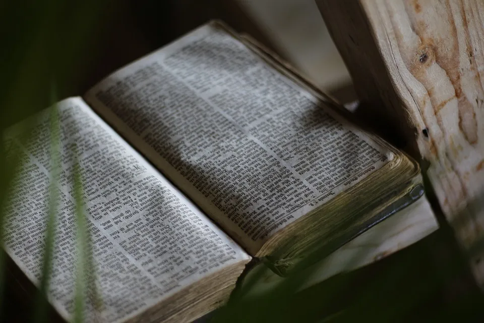 What Does the Bible Say Speaking in Tongues? Unraveling Biblical Mysteries